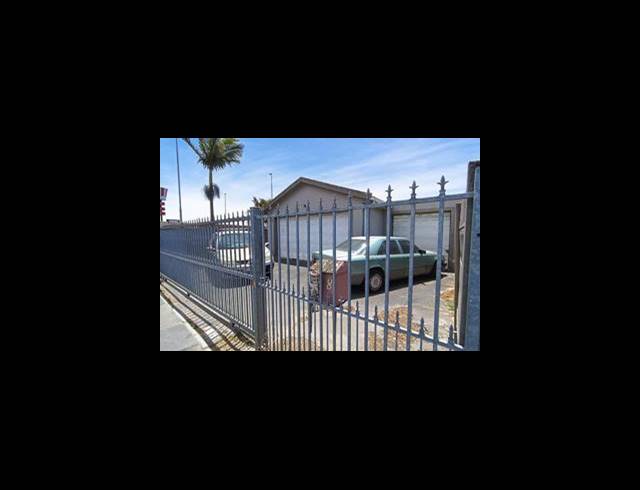 3 BEDROOM HOUSE FOR SALE IN WINDSOR PARK ESTATE